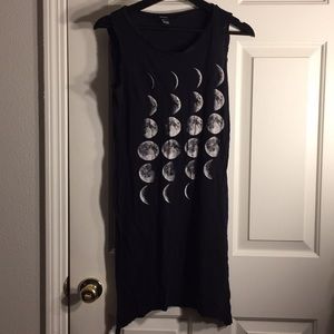 Forever 21 lunar phase tee shirt dress. Small.